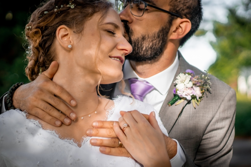 wedding-photographer-victoria-bc-alyssa-orrego-photography-bride-and-groom