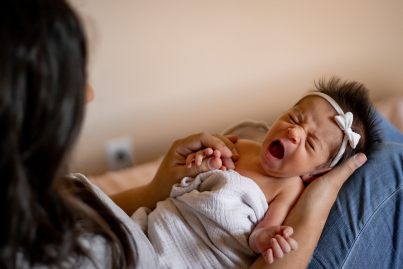 in-home-newborn-photoshoot-alyssa-orrego-photography-50